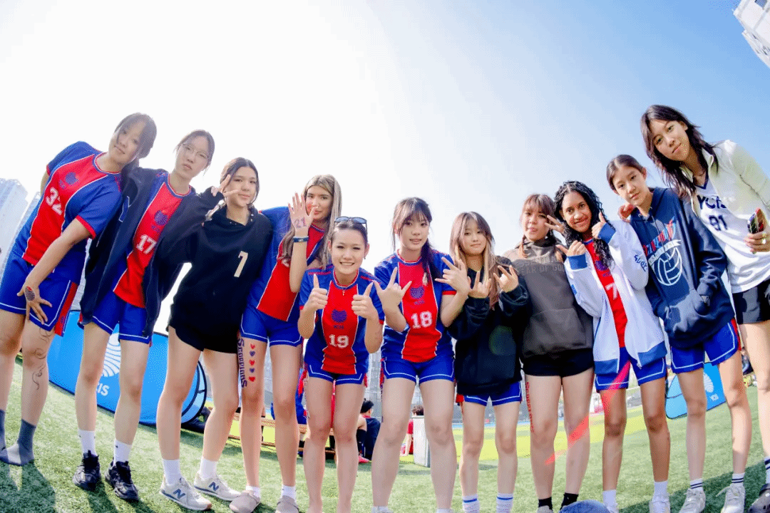 ACAMIS足球赛激烈角逐场面