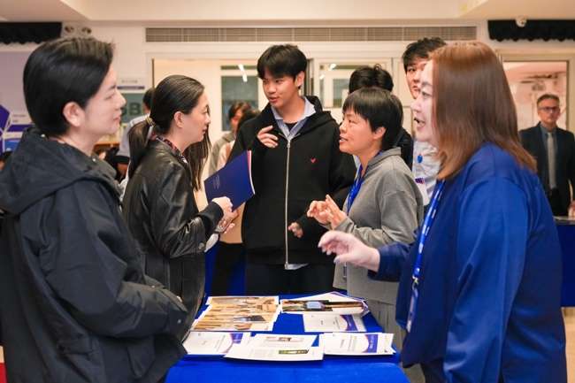 YCIS Beijing community gathering for academic planning discussion