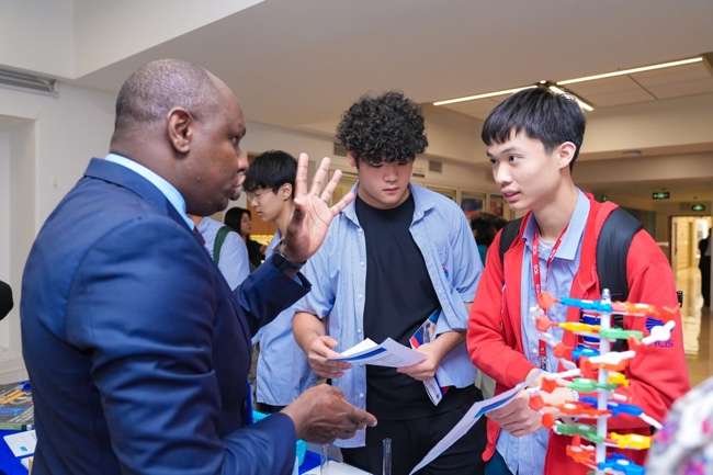 Students and families participating in subject selection event