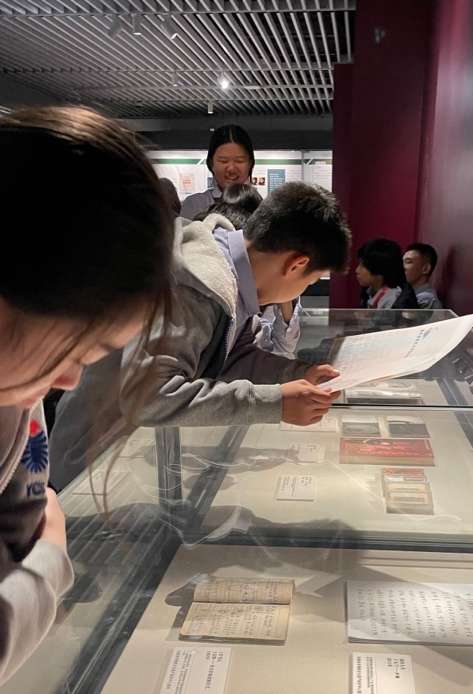 在北京国家图书馆的文化教育体验