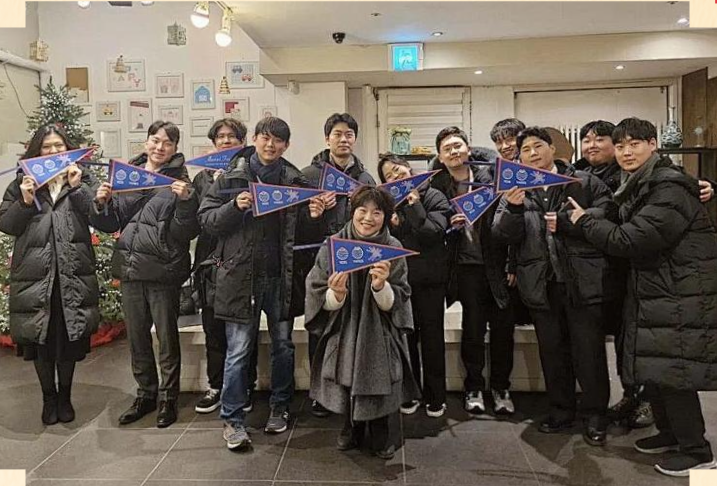 YCYW Alumni Seoul gathering snowy group photo