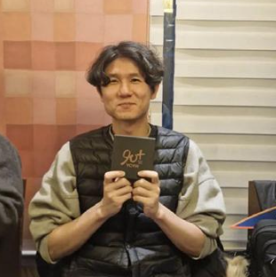 耀中耀华校友 首尔纪念礼物 3