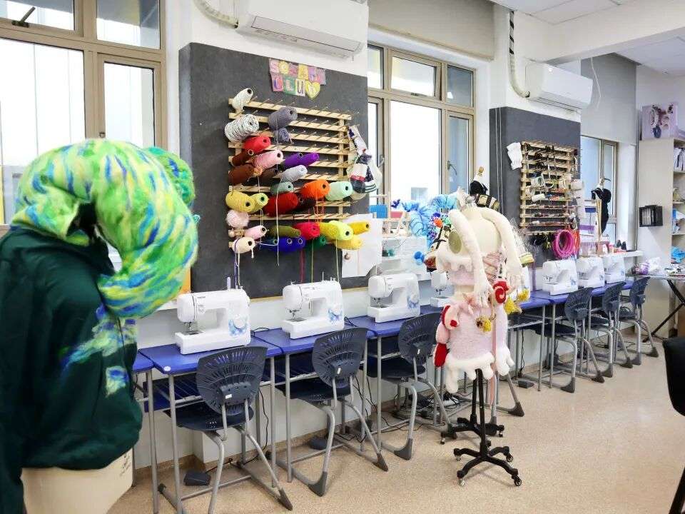 面料与纺织工作室：面料实验与织造工具