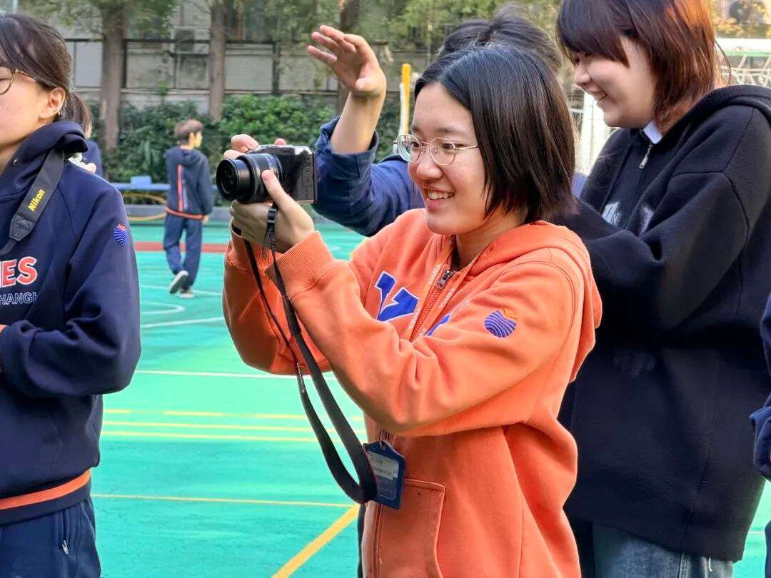 多场景尝试快门与光圈组合，深化对相机原理的理解