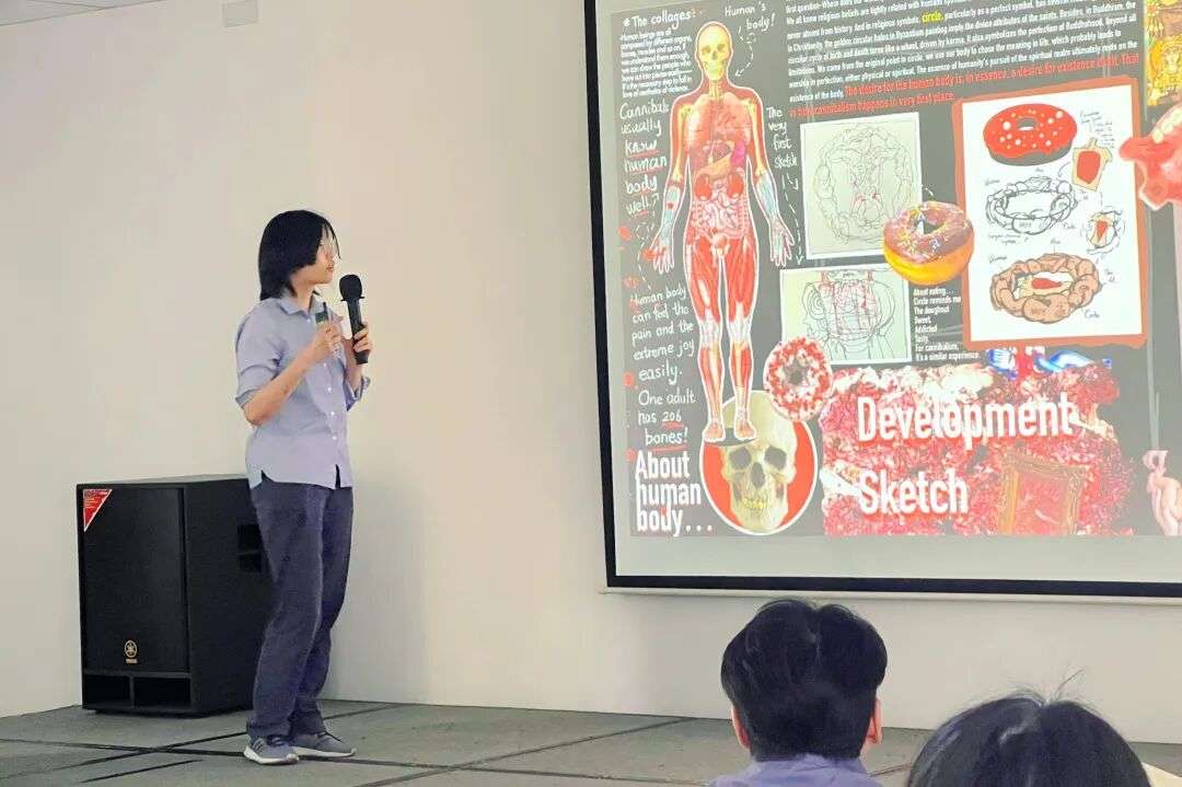 Shary在作品集课中演讲分享作品,展现表达与研究能力