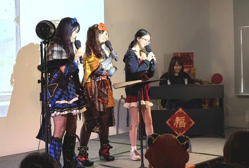 双语才艺秀节目四：多元艺术形式点亮舞台