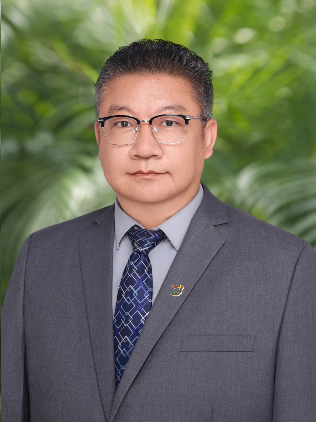 华籍校长