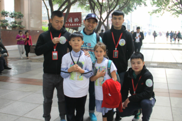 YCIS Smile Campaign Brightens Up the Day in Chongqing